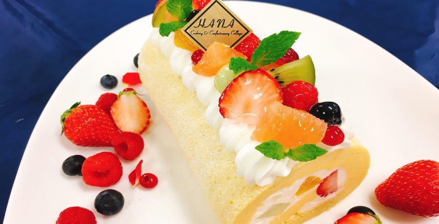 フルーツロールケーキ