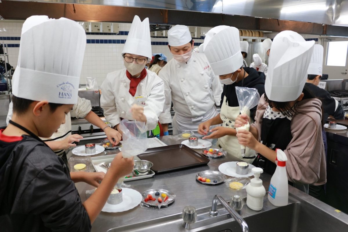 静岡市立美和小学校と東豊田小学校の6年生が、職業体験をしました！