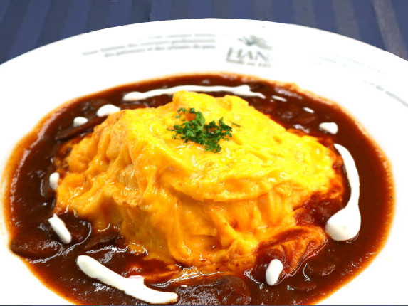西洋料理　オムライスデミグラスソース