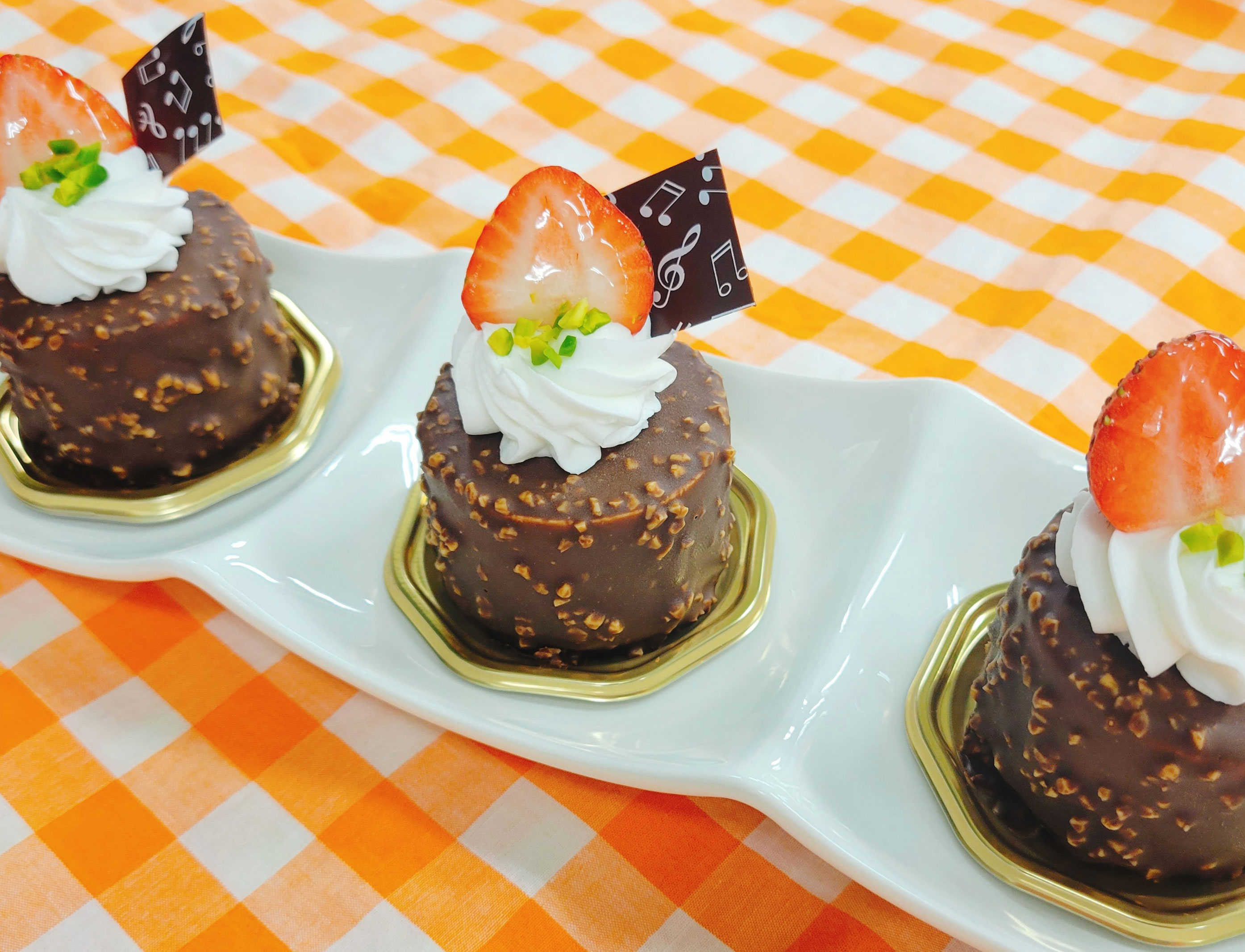 チョコレートケーキ（チョコレートムース）