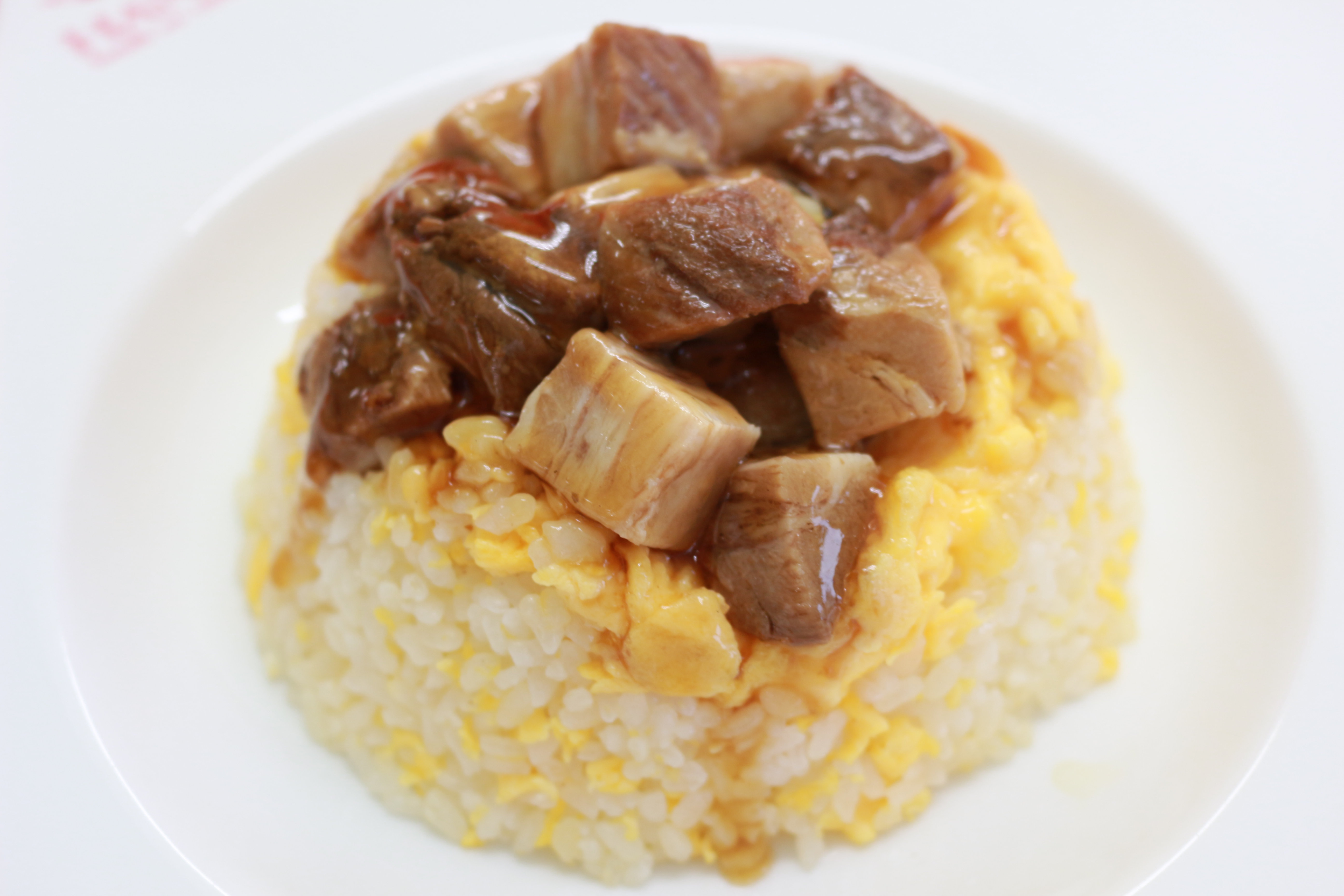 自家製チャーシュー炒飯とエビワンタンスープ